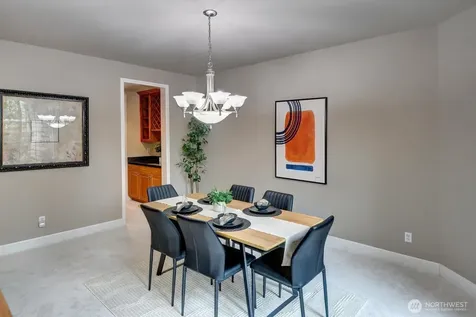 323 239th Ct SE Sammamish WA 98074