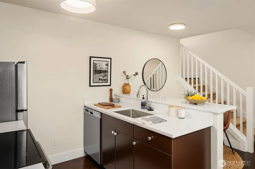 120 NW 39th Street Seattle WA 98107