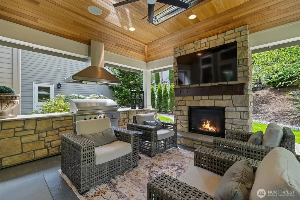 5927 178th Court SE Bellevue WA 98006