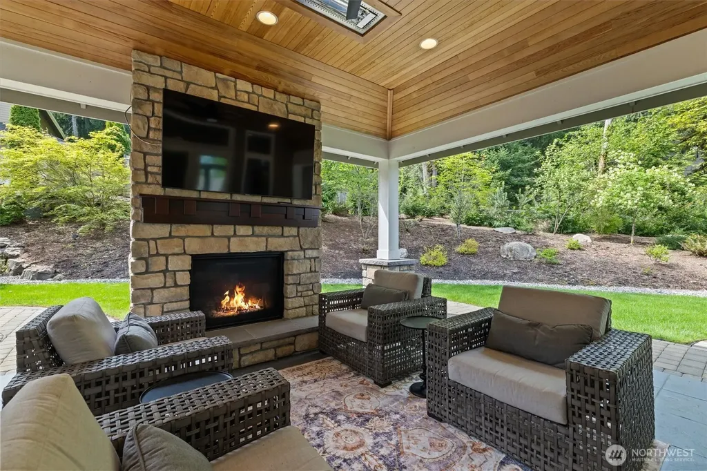 5927 178th Court SE Bellevue WA 98006