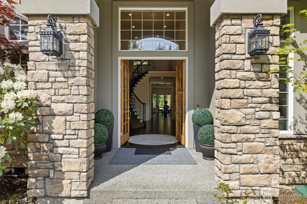 5927 178th Court SE Bellevue WA 98006