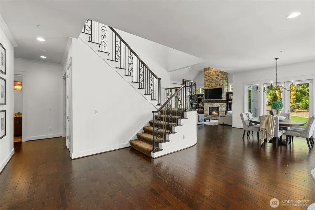 5927 178th Court SE Bellevue WA 98006