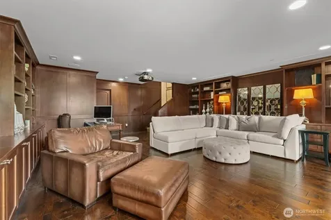 5927 178th Court SE Bellevue WA 98006
