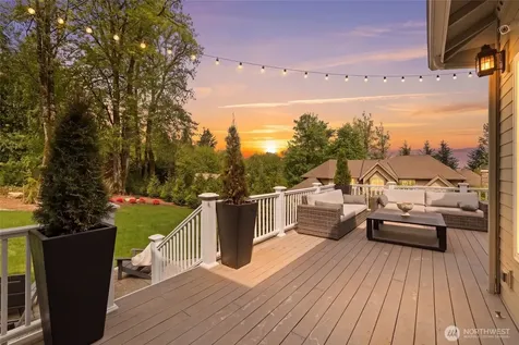 5927 178th Court SE Bellevue WA 98006