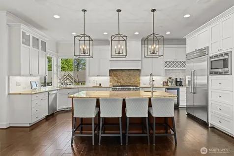 5927 178th Court SE Bellevue WA 98006