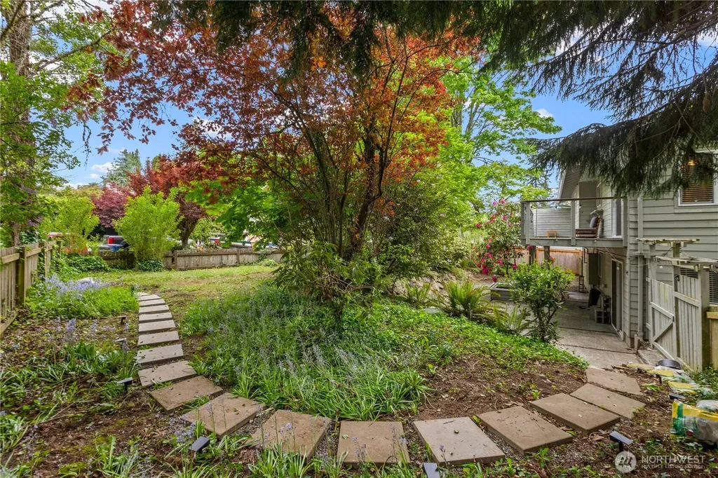 22232 4th Place W Bothell WA 98021