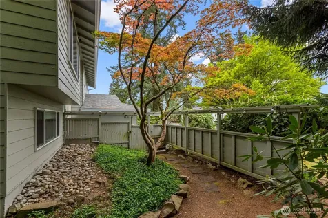 22232 4th Place W Bothell WA 98021