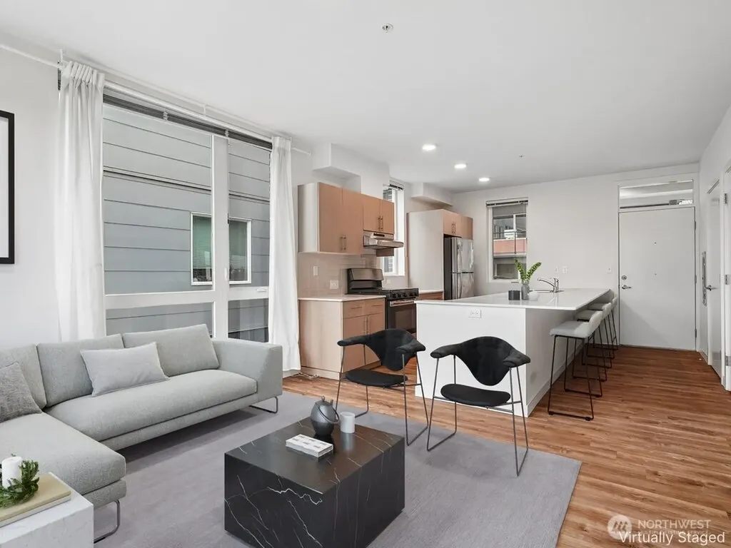121 12th Avenue E Seattle WA 98102