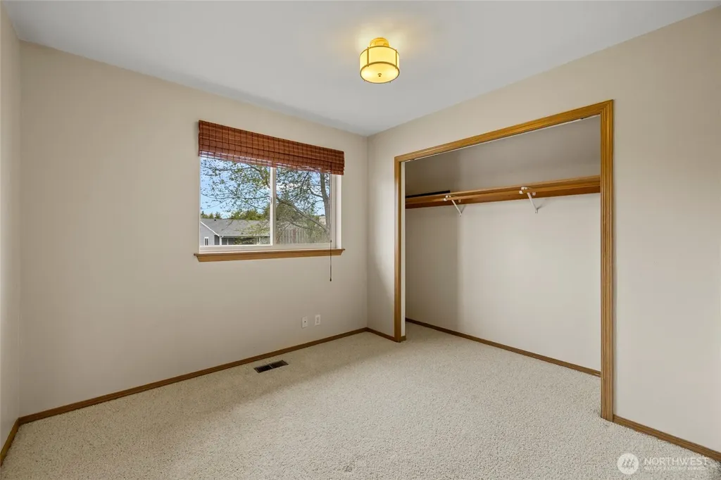 660 Cranberry Drive Oak Harbor WA 98277