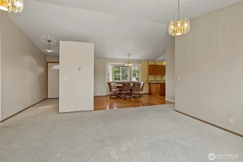 660 Cranberry Drive Oak Harbor WA 98277