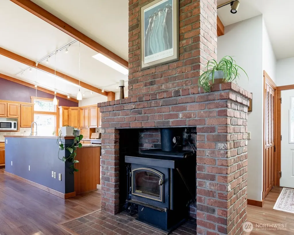 485 S Vesper Way Camano Island WA 98282