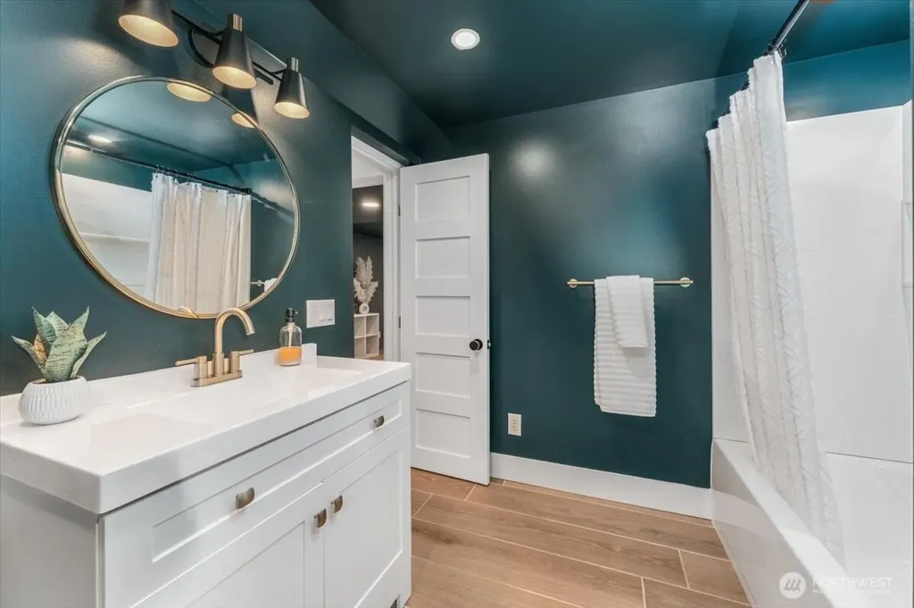320 Pioneer Drive Wenatchee WA 98801