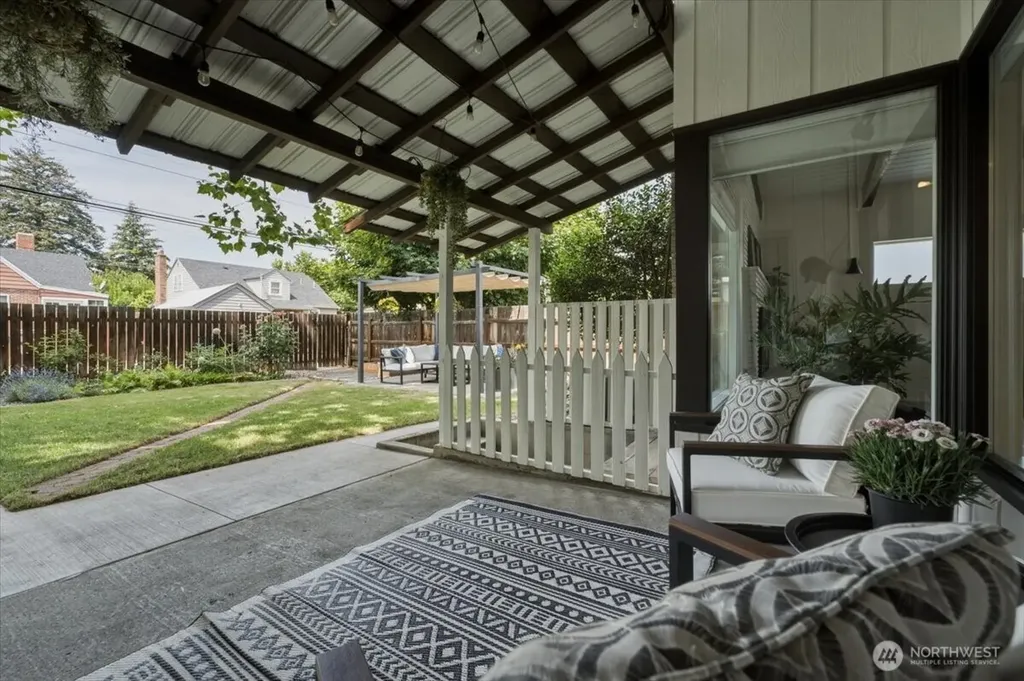 320 Pioneer Drive Wenatchee WA 98801
