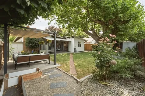 320 Pioneer Drive Wenatchee WA 98801