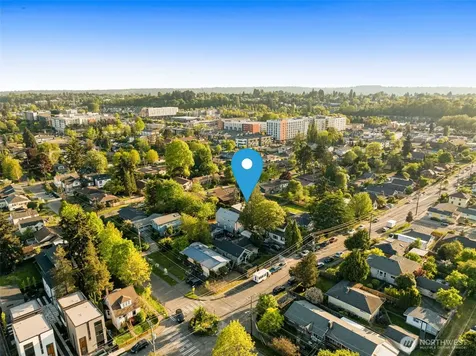 4321 S Holly Street Seattle WA 98118
