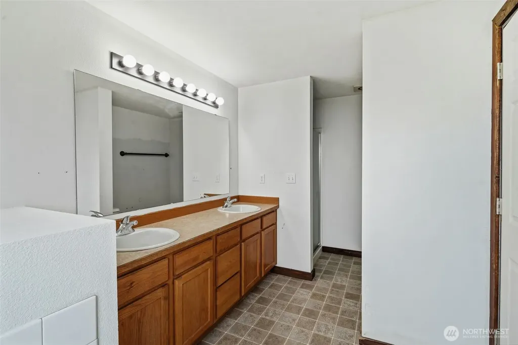 284 Mauerman Road Chehalis WA 98532