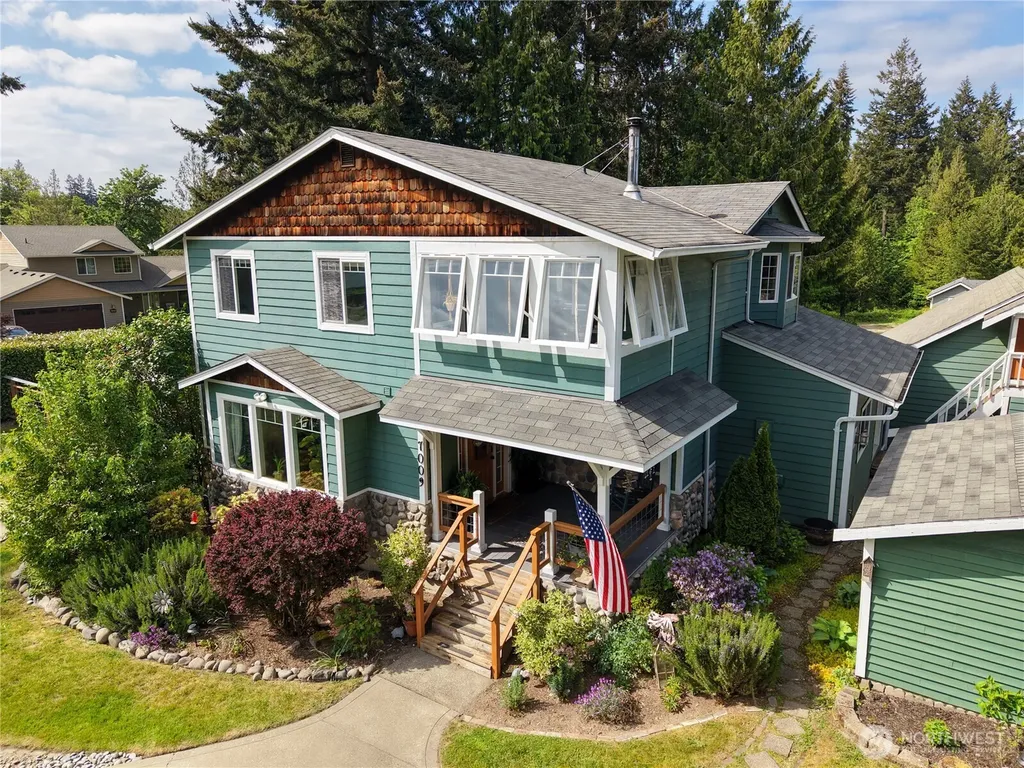 7009 E Dakota Street Port Orchard WA 98366