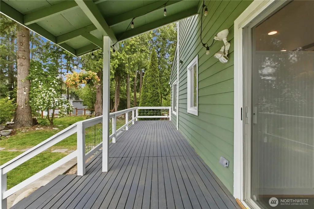 7009 E Dakota Street Port Orchard WA 98366
