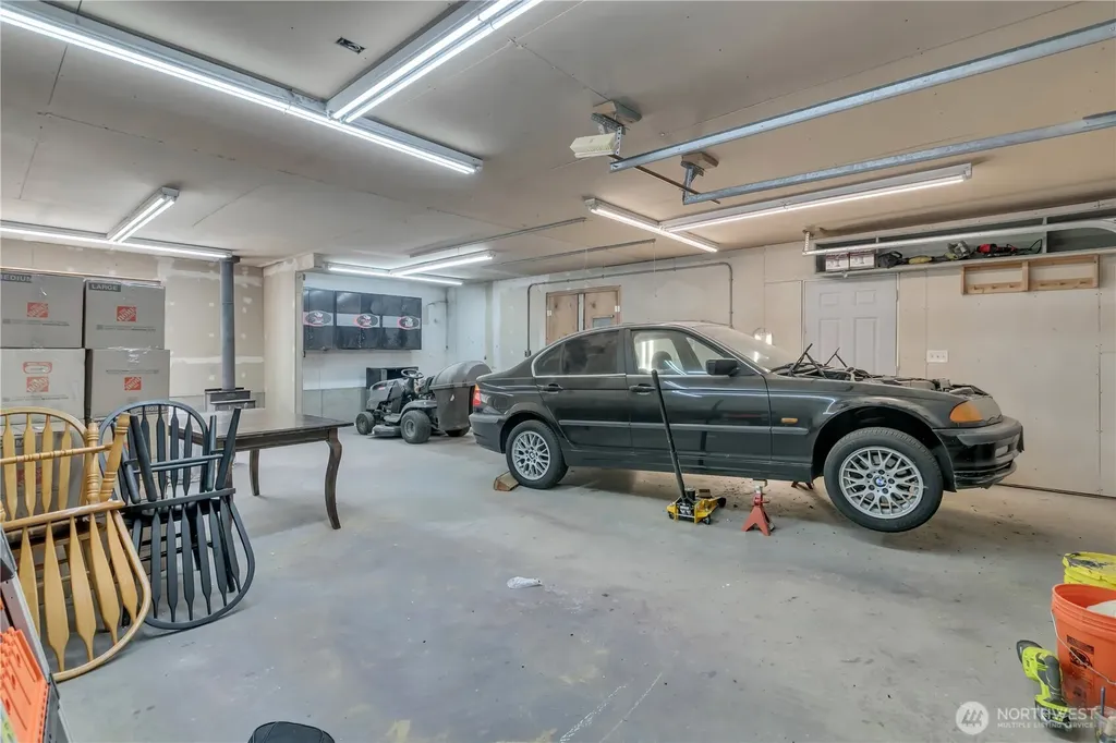 7009 E Dakota Street Port Orchard WA 98366