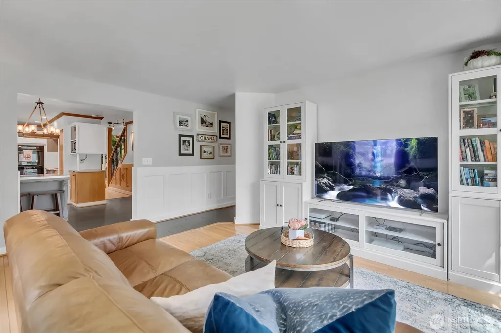 7009 E Dakota Street Port Orchard WA 98366