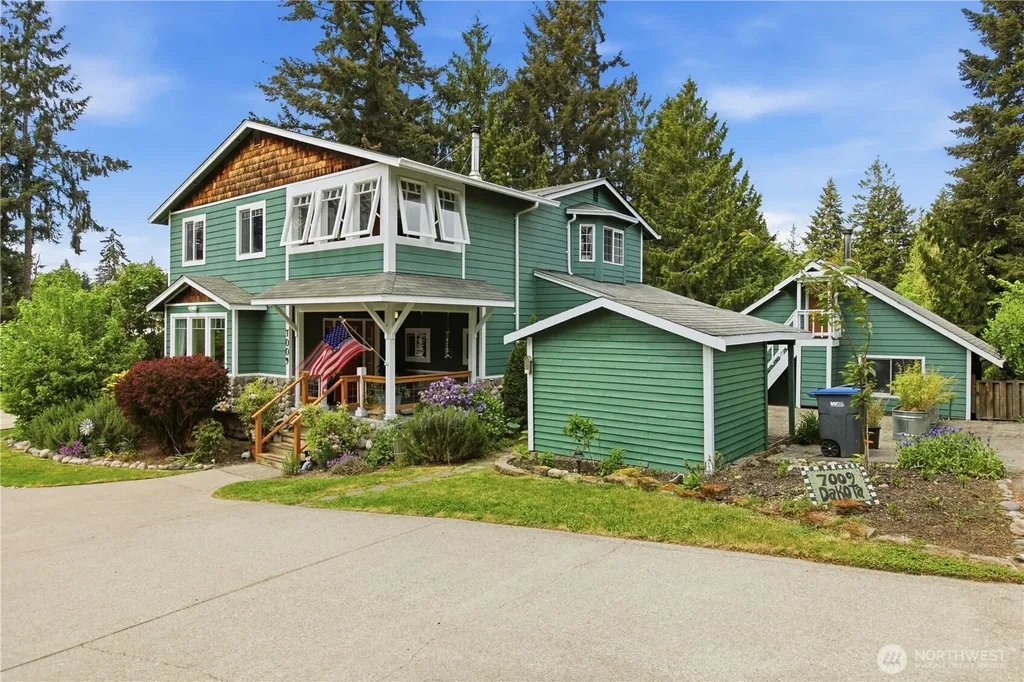 7009 E Dakota Street Port Orchard WA 98366