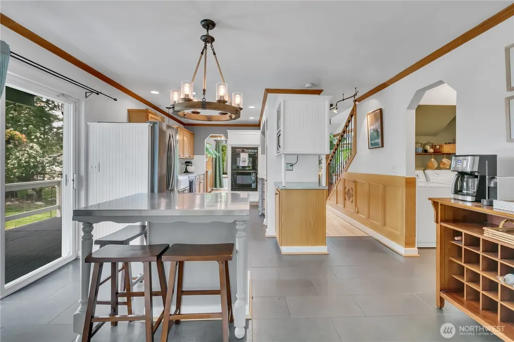 7009 E Dakota Street Port Orchard WA 98366