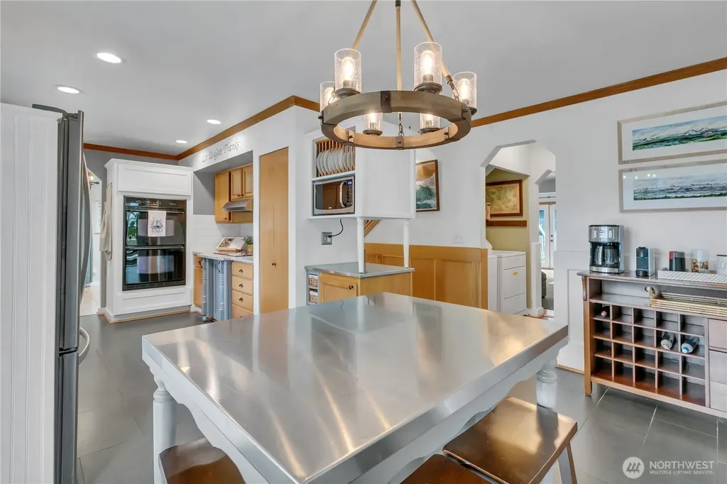 7009 E Dakota Street Port Orchard WA 98366