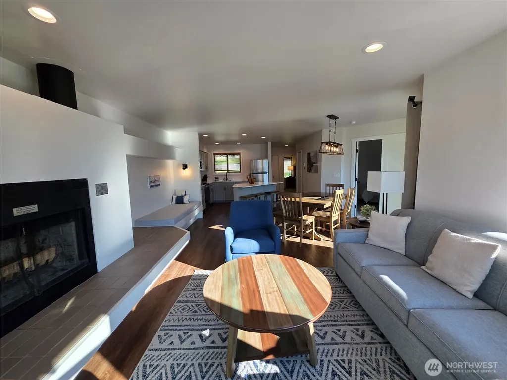 1 Lodge 640-m Manson WA 98831