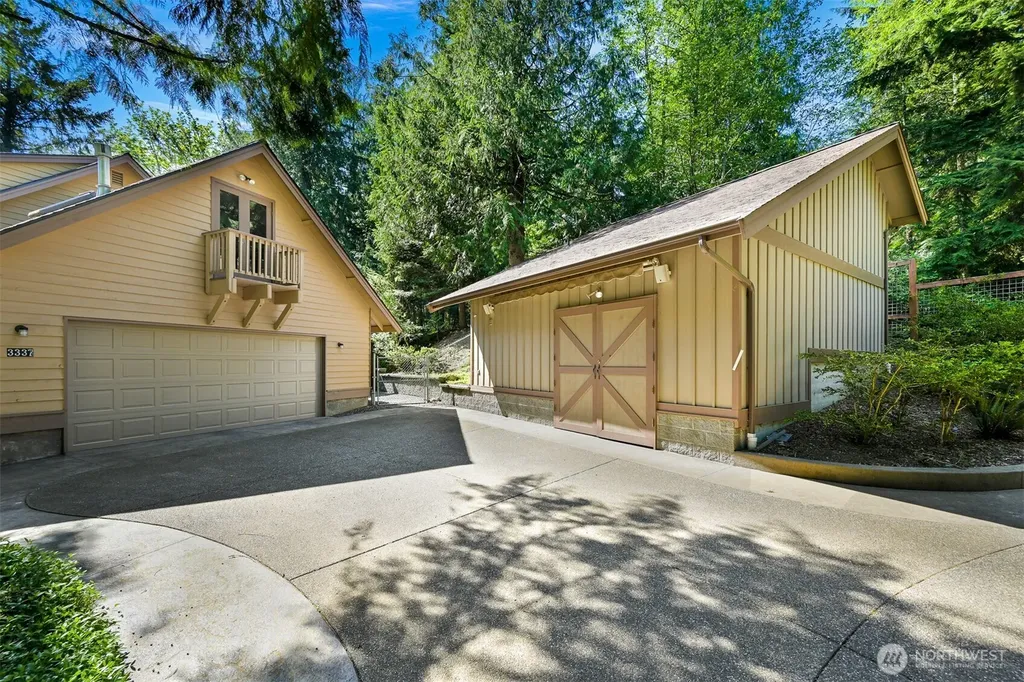3337 Agate Heights Road Bellingham WA 98226