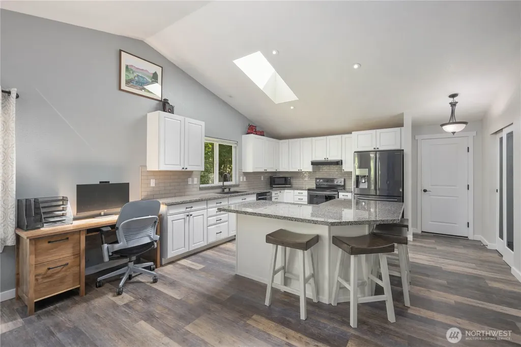 1729 S 7th Shelton WA 98584