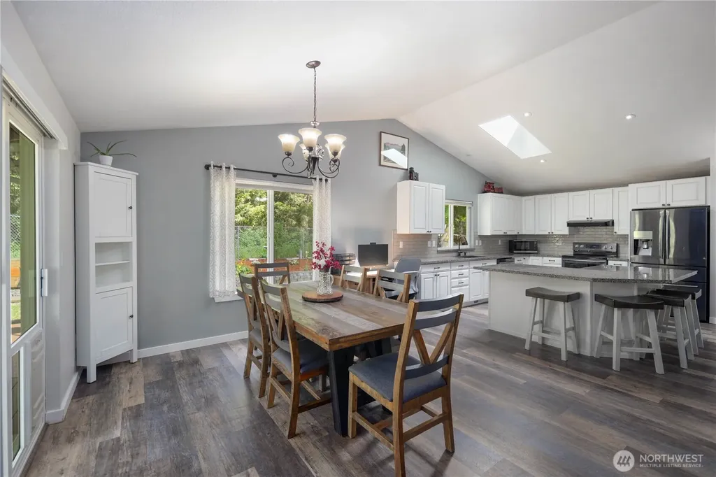 1729 S 7th Shelton WA 98584