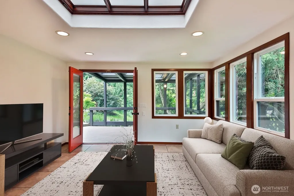 961 Sandy Point Road Langley WA 98260