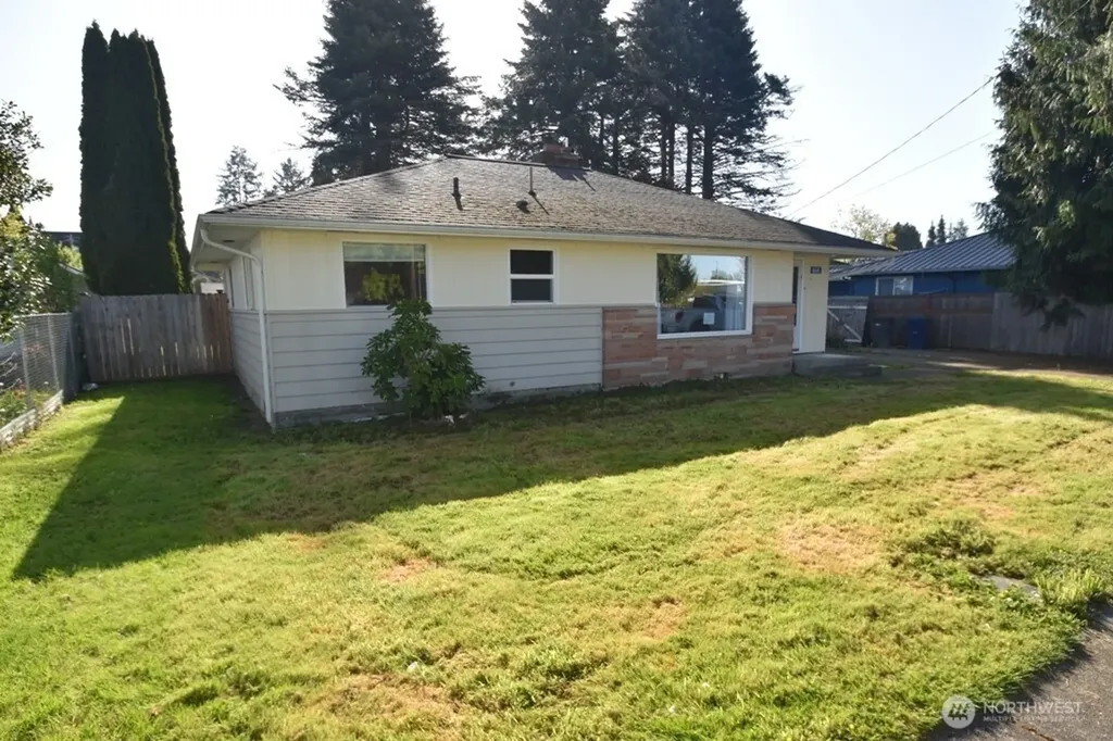 614 S Pine Street Burlington WA 98233