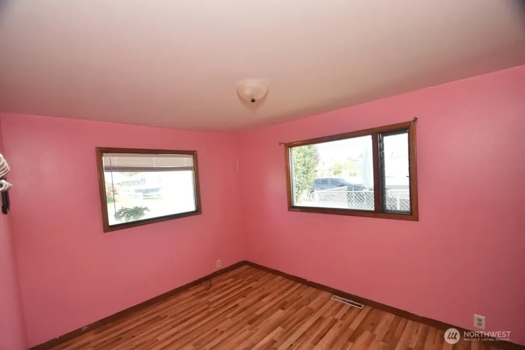 614 S Pine Street Burlington WA 98233