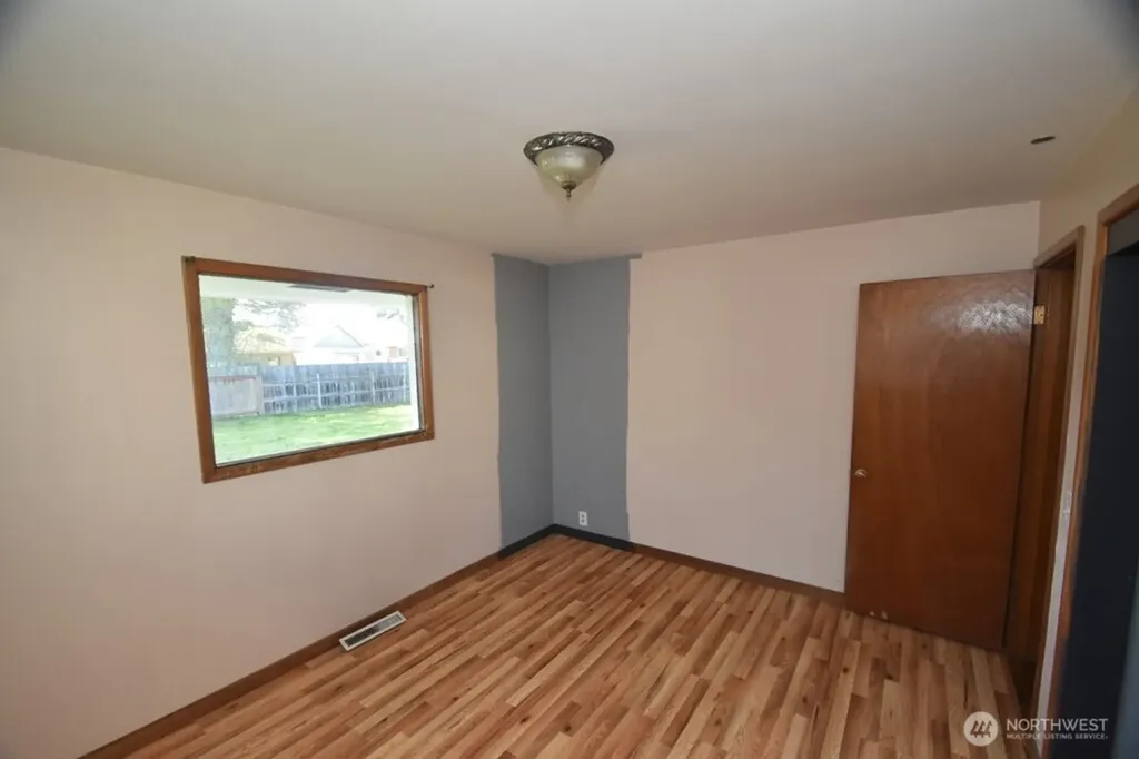 614 S Pine Street Burlington WA 98233