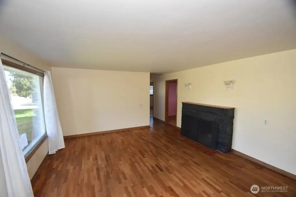 614 S Pine Street Burlington WA 98233