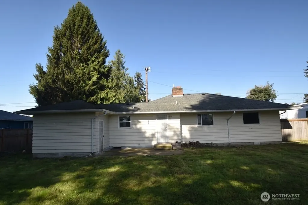 614 S Pine Street Burlington WA 98233