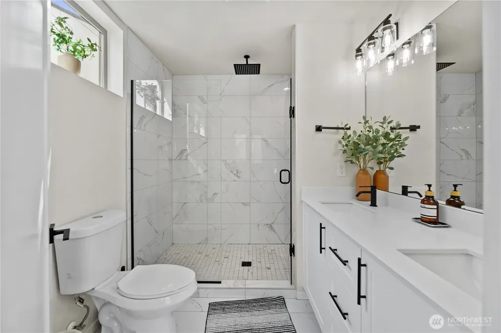 1118 16th Avenue Seattle WA 98122