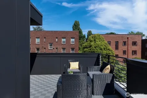 1118 16th Avenue Seattle WA 98122