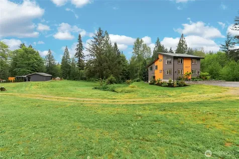 1527 Newberg Road Snohomish WA 98290