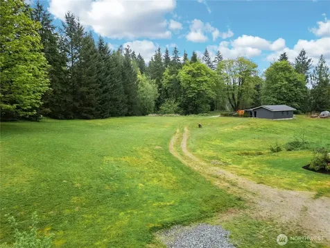 1527 Newberg Road Snohomish WA 98290