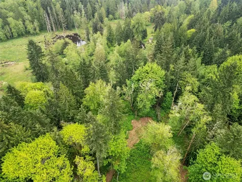 1527 Newberg Road Snohomish WA 98290
