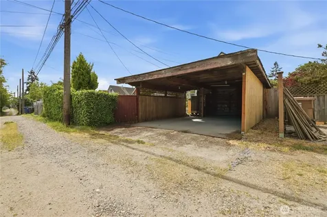3631 E I Street Tacoma WA 98404