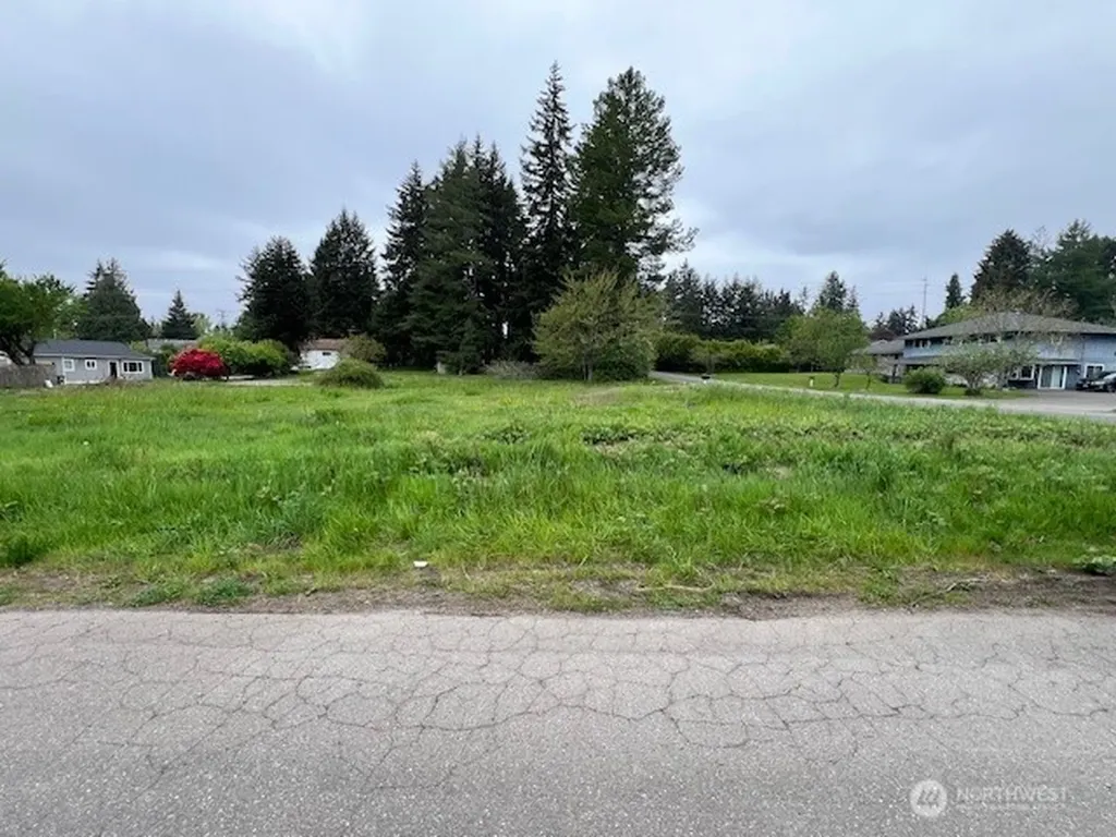 64 Pearl Place Bremerton WA 98310