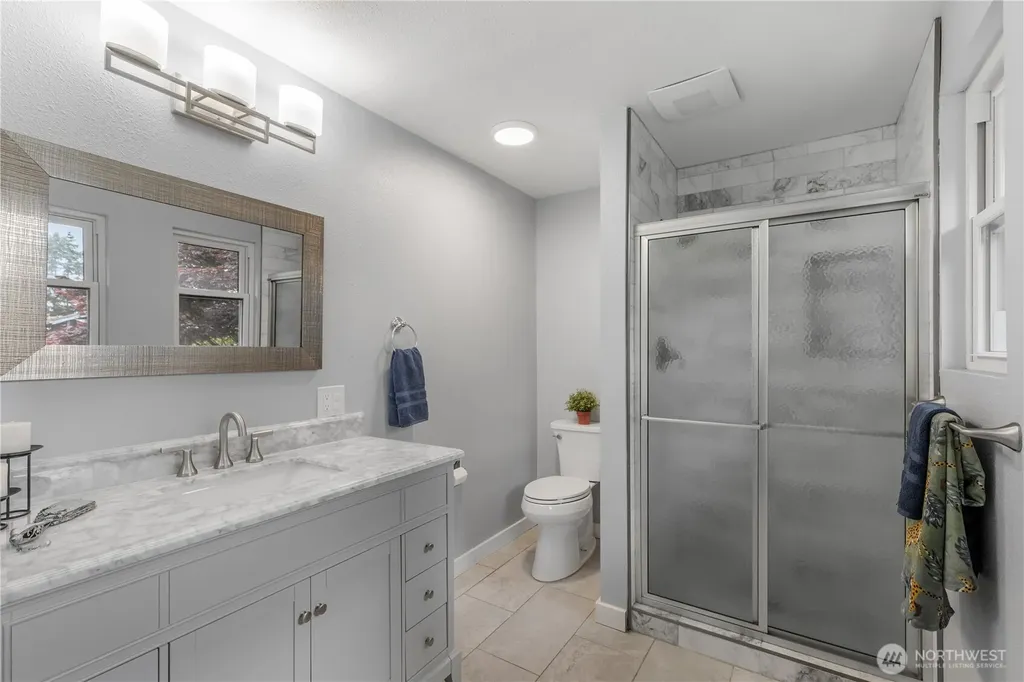 26631 Carnaby Way Kent WA 98032