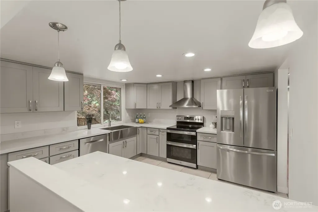 26631 Carnaby Way Kent WA 98032