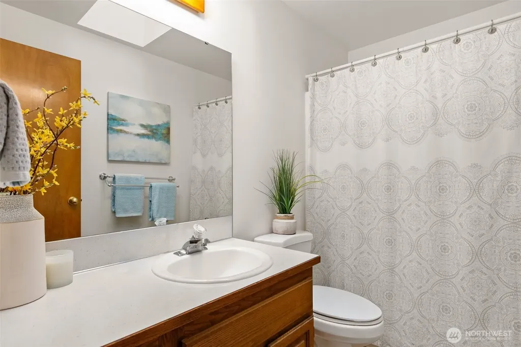 3205 Jeri Drive NE Lacey WA 98516