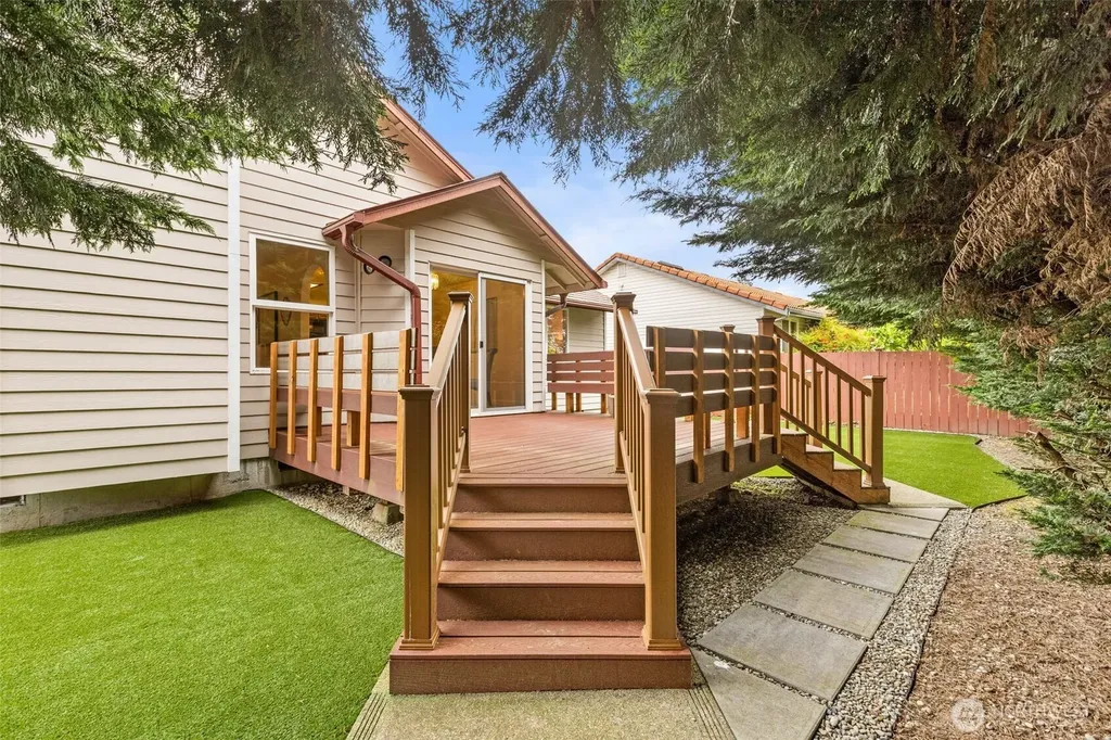 3205 Jeri Drive NE Lacey WA 98516