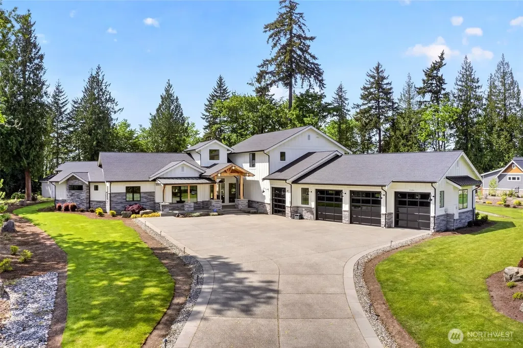 15184 SE 330th Way Auburn WA 98092