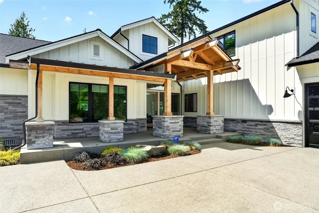 15184 SE 330th Way Auburn WA 98092